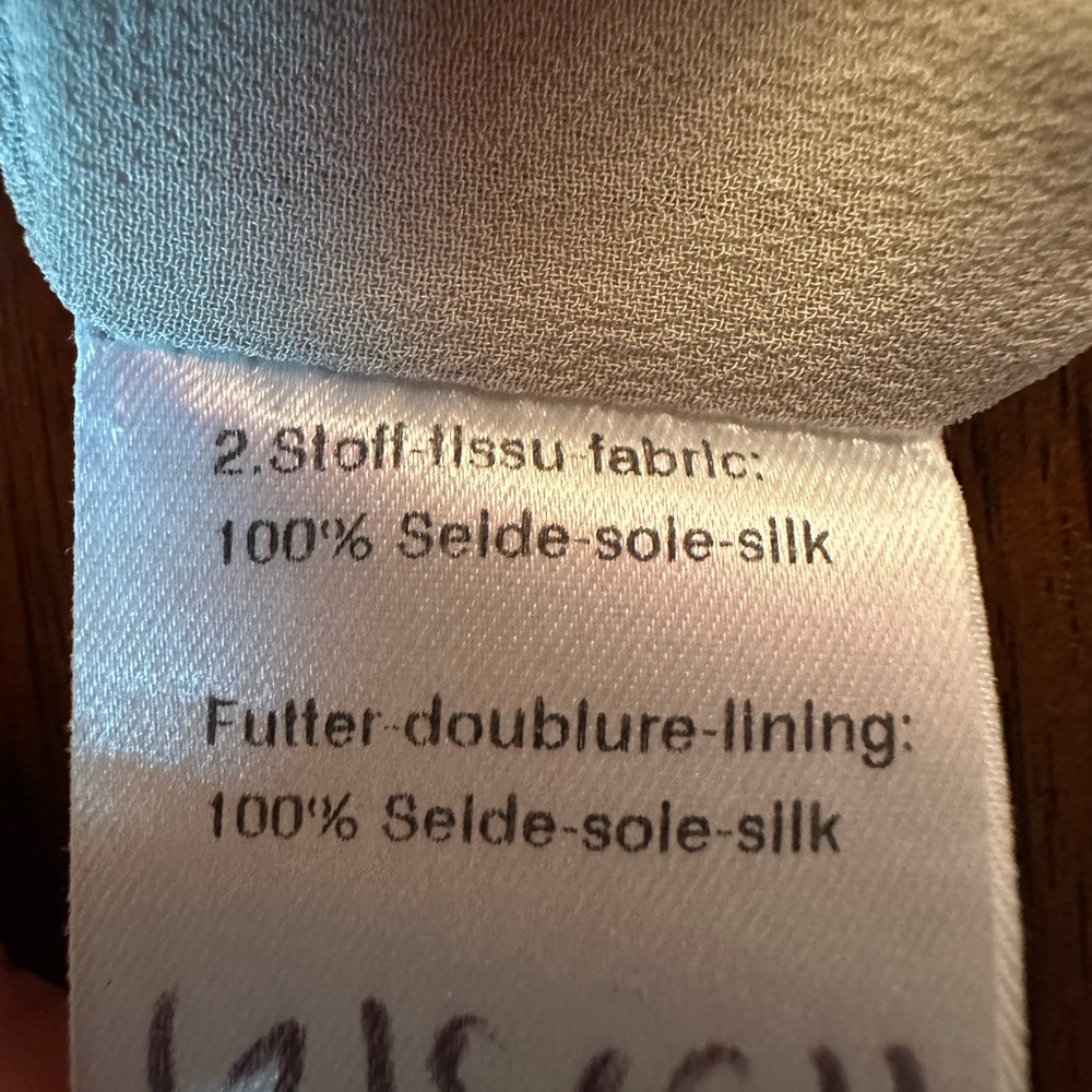 Akris 100% Silk Art Pleated Dress | Made in Switzerland | Luxury Designer - Picture 13 of 14